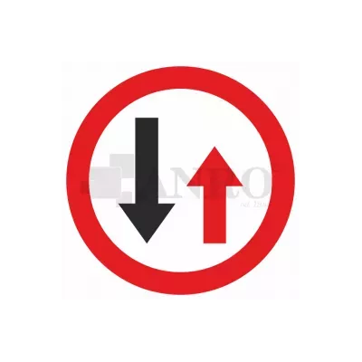 Znak drogowy B-31 Pierwszeństwo dla nadjeżdżających z przeciwka